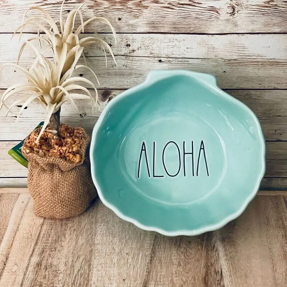 NWT Gorgeous Rae Dunn ALOHA shell shape blue Ceramic plate/tray/ Dish Bowl